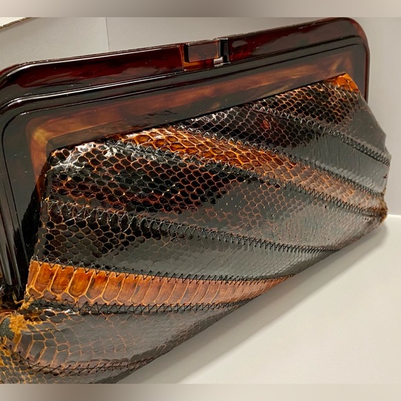 Vintage Marigolin New York Brown Leather Clutch w/ Tortoise Shell Clasp - Picture 11 of 13